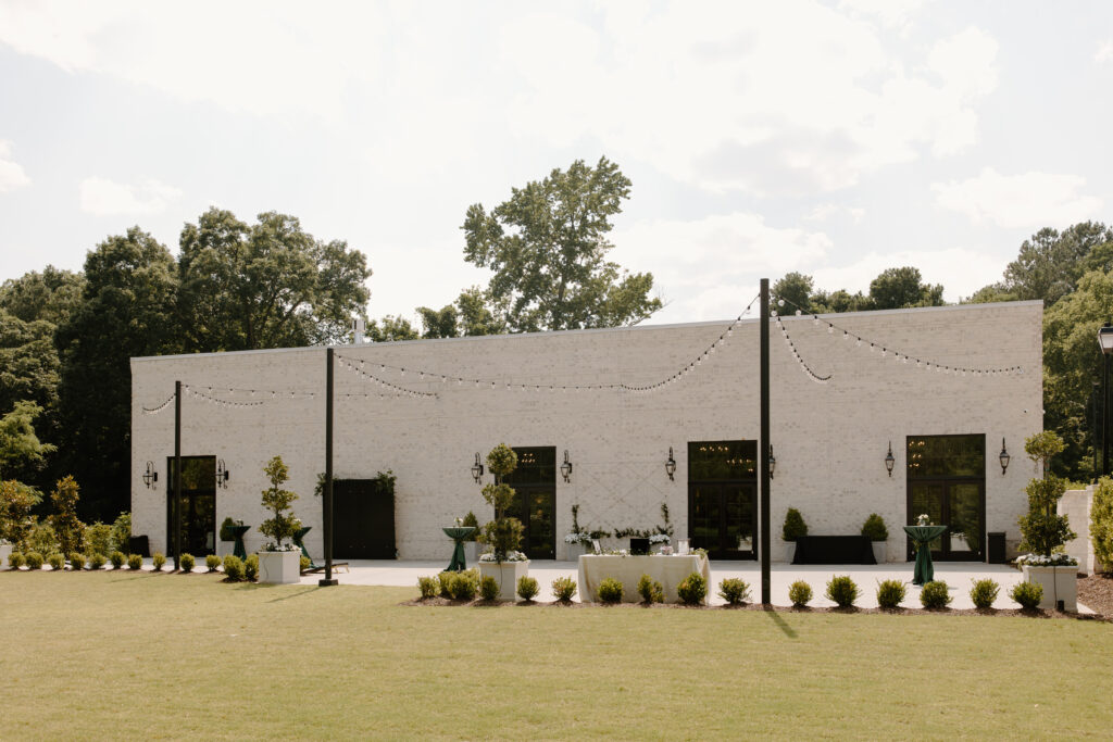 The Maxwell, a Raleigh wedding venue for modern couples.